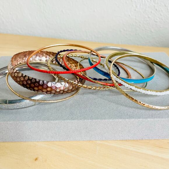 Colorful Fun Bangle Bracelets Lot - Picture 4 of 5